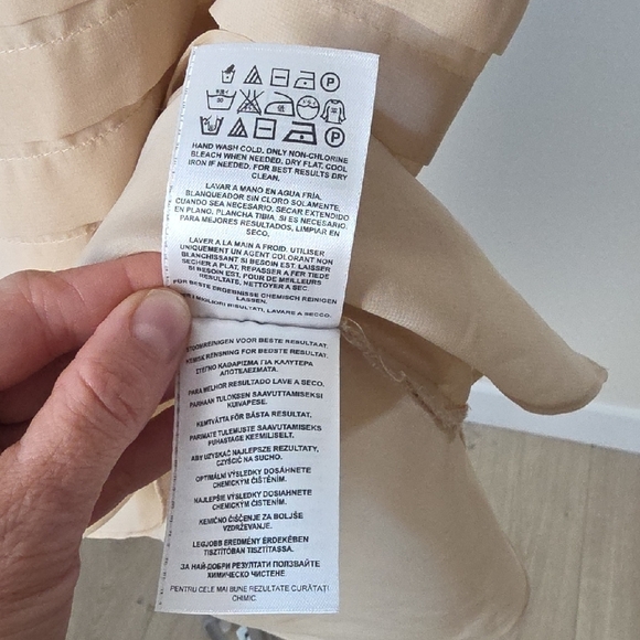 Guess Los Angeles Pleated Sheer Tank Top β Size XS - Picture 8 of 10